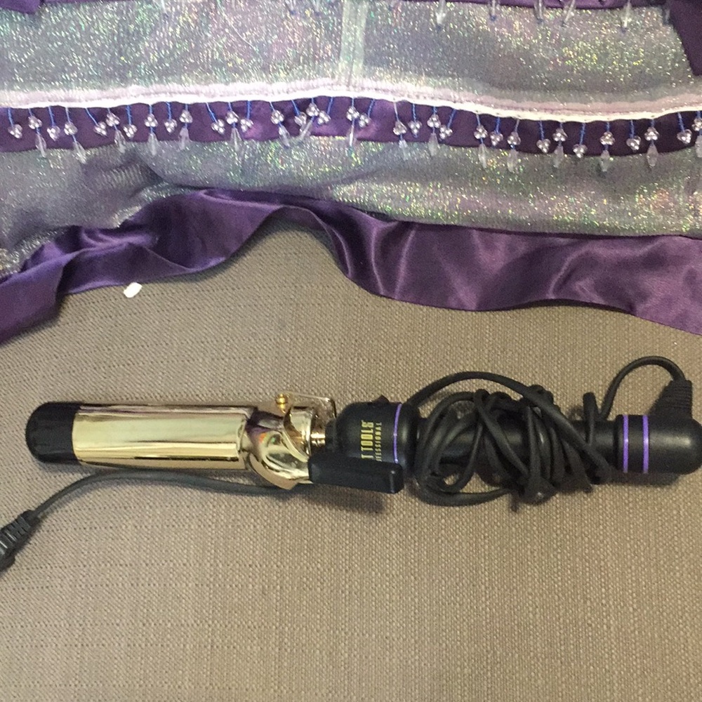Hot tools curling iron